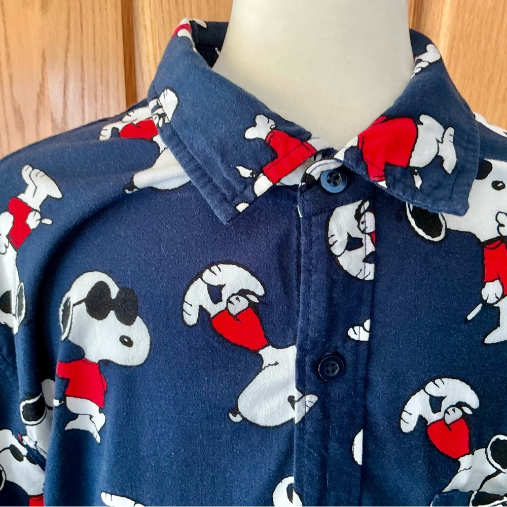 Peanuts Snoopy Mens Shirt Size Medium